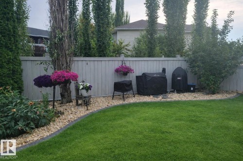 121 Galland Crescent, Edmonton, AB - Outdoor