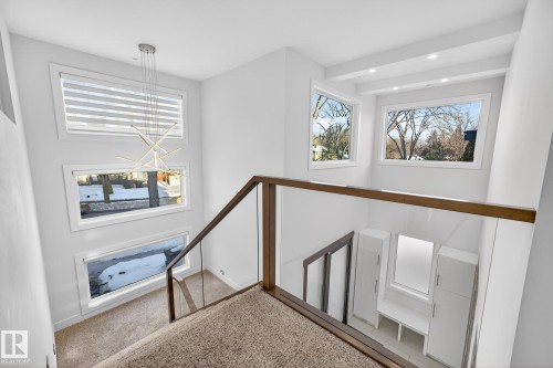 14643 92A Avenue, Edmonton, AB - Indoor Photo Showing Other Room