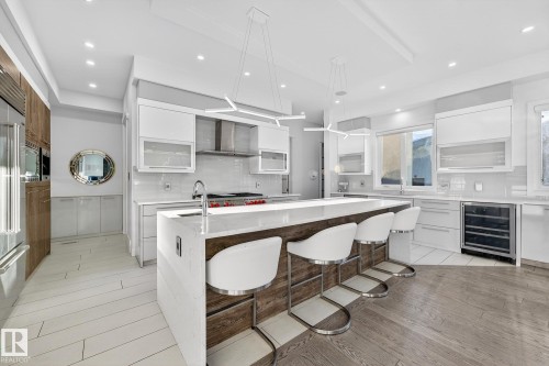 14643 92A Avenue, Edmonton, AB - Indoor