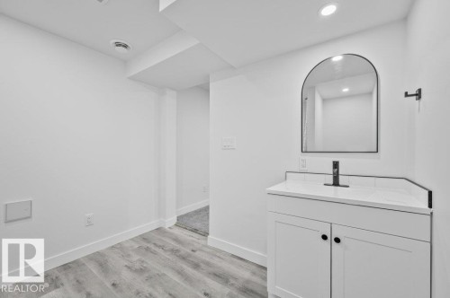 72 Habitat Crescent, Edmonton, AB - Indoor Photo Showing Other Room