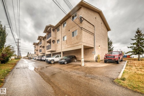 305 12710 127 Street, Edmonton, AB - Outdoor