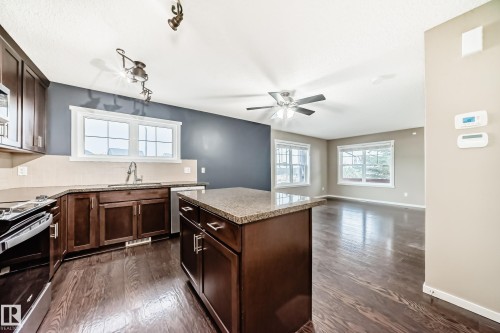 5251 Chappelle Road, Edmonton, AB - Indoor Photo Showing Kitchen