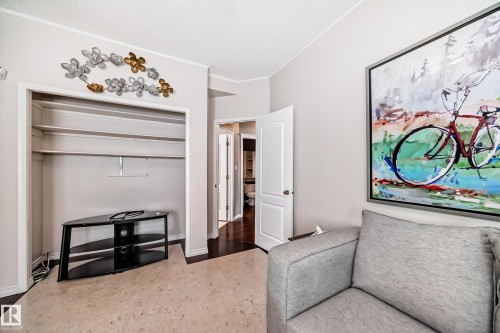 170 Blackburn Drive W, Edmonton, AB - Indoor Photo Showing Other Room