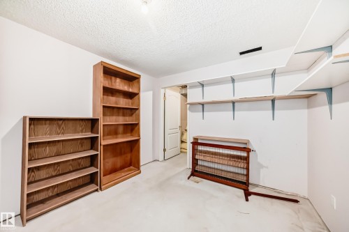 Cold Storage room in basement. - 170 Blackburn Drive W, Edmonton, AB - Indoor