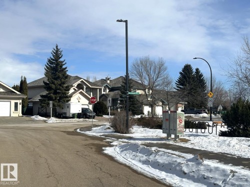 170 Blackburn Drive W, Edmonton, AB - Outdoor