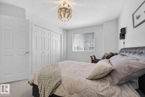 16 225 Blackburn Drive E, Edmonton, AB - Indoor Photo Showing Bedroom