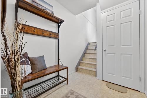 16 225 Blackburn Drive E, Edmonton, AB - Indoor Photo Showing Other Room