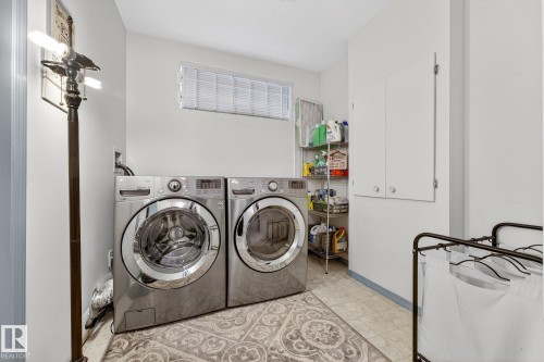 16 225 Blackburn Drive E, Edmonton, AB - Indoor Photo Showing Laundry Room