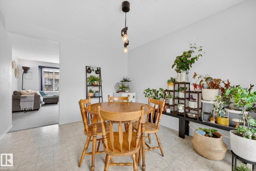 16 225 Blackburn Drive E, Edmonton, AB - Indoor Photo Showing Dining Room