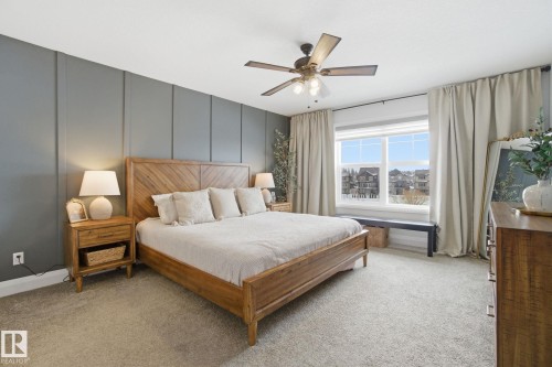 1525 Darby Bay, Edmonton, AB - Indoor Photo Showing Bedroom