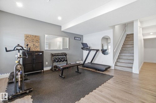 1525 Darby Bay, Edmonton, AB - Indoor Photo Showing Gym Room