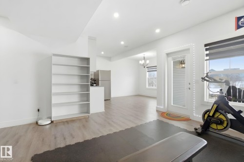 1525 Darby Bay, Edmonton, AB - Indoor Photo Showing Other Room