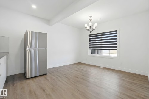 1525 Darby Bay, Edmonton, AB - Indoor Photo Showing Other Room