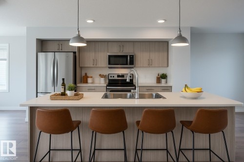 26 2215 24 Street  Edmonton, AB T6T 1A6