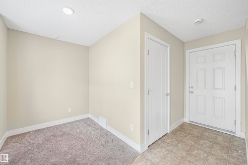 102 804 Welsh Drive, Edmonton, AB - Indoor Photo Showing Other Room