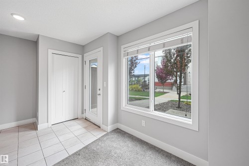 30 804 Welsh Drive, Edmonton, AB - Indoor Photo Showing Other Room