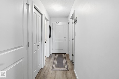 432 390 Windermere Road Nw, Edmonton, AB - Indoor Photo Showing Other Room