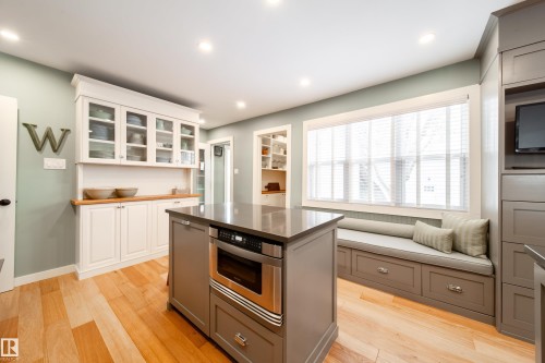 8332 120 Street, Edmonton, AB - Indoor Photo Showing Other Room