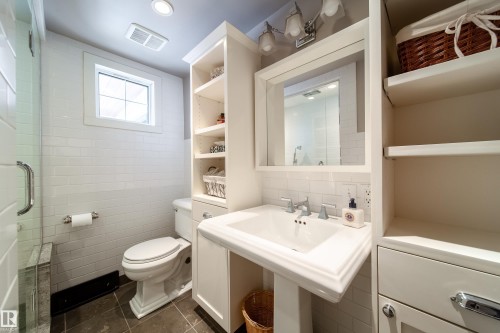 main level  3 piece bathroom - 8332 120 Street, Edmonton, AB - Indoor Photo Showing Bathroom