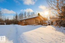 15 BAY Drive  Rural Lac Ste. Anne County, AB T0E 0V0