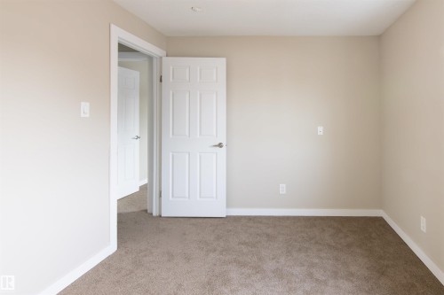 11029 95 Street, Edmonton, AB - Indoor Photo Showing Other Room