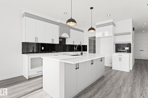 3 Pierwyck Loop, Spruce Grove, AB - Indoor Photo Showing Kitchen With Upgraded Kitchen