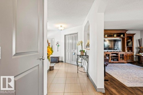 16820 57 Street, Edmonton, AB - Indoor Photo Showing Other Room