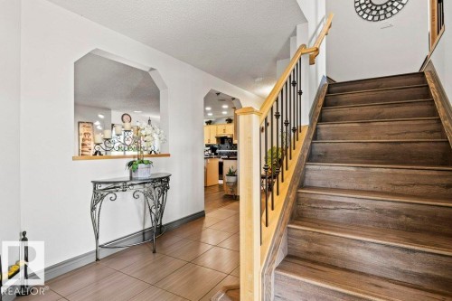 16820 57 Street, Edmonton, AB - Indoor Photo Showing Other Room