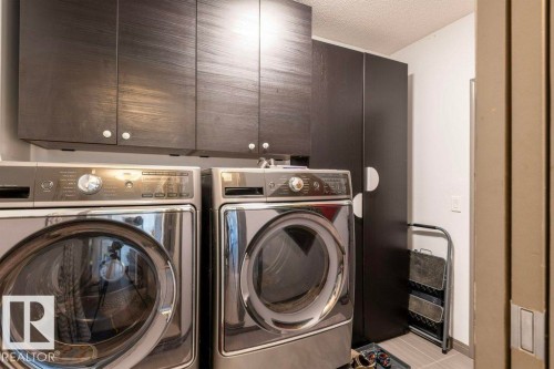 16820 57 Street, Edmonton, AB - Indoor Photo Showing Laundry Room