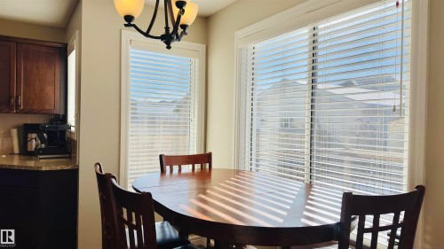 1542 33A Street, Edmonton, AB - Indoor Photo Showing Dining Room