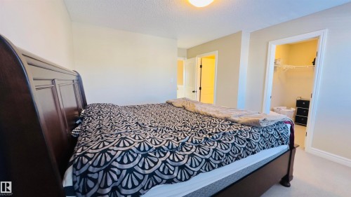 1542 33A Street, Edmonton, AB - Indoor Photo Showing Bedroom