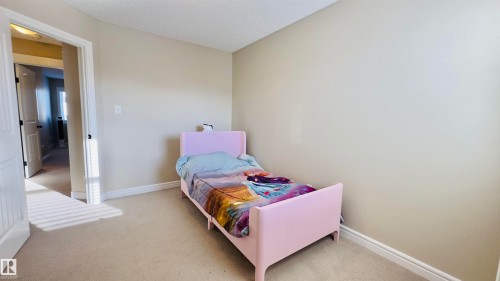 1542 33A Street, Edmonton, AB - Indoor Photo Showing Bedroom