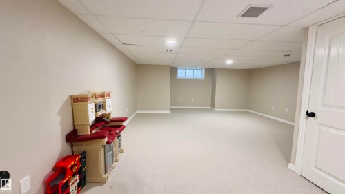1542 33A Street, Edmonton, AB - Indoor