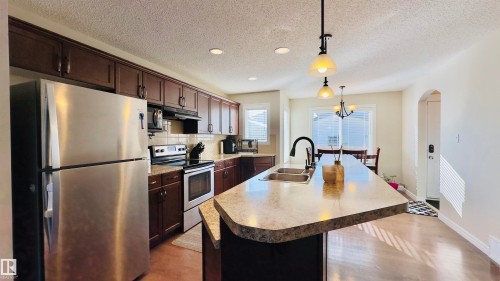 1542 33A Street, Edmonton, AB - Indoor Photo Showing Kitchen With Stainless Steel Kitchen With Double Sink