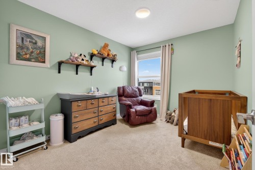 203 Charlesworth Drive, Edmonton, AB - Indoor Photo Showing Bedroom