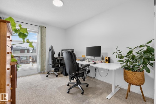 203 Charlesworth Drive, Edmonton, AB - Indoor Photo Showing Office
