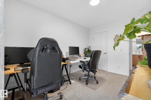 203 Charlesworth Drive, Edmonton, AB - Indoor Photo Showing Office