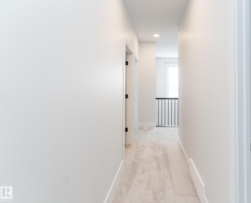 25 7121 May Crescent, Edmonton, AB - Indoor Photo Showing Other Room