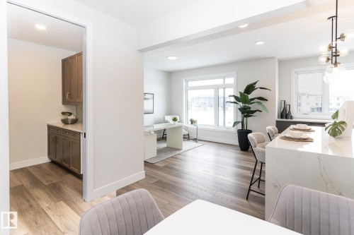 25 7121 May Crescent, Edmonton, AB - Indoor Photo Showing Dining Room