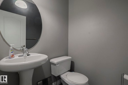 16 Hartwick Gate, Spruce Grove, AB - Indoor Photo Showing Bathroom