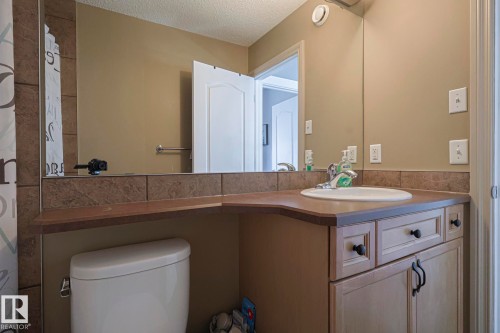 16 Hartwick Gate, Spruce Grove, AB - Indoor Photo Showing Bathroom