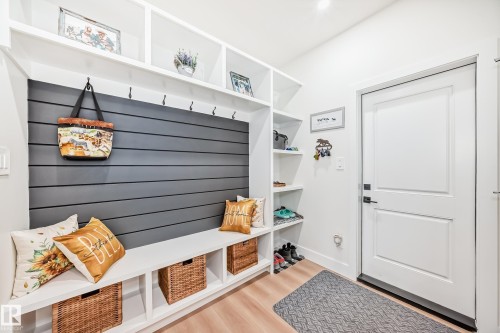 14 Edgefield Way, St. Albert, AB - Indoor Photo Showing Other Room