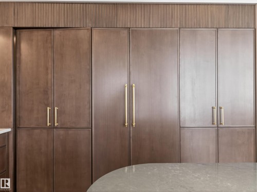 View of closet - 7104 54 Avenue, Beaumont, AB - Indoor