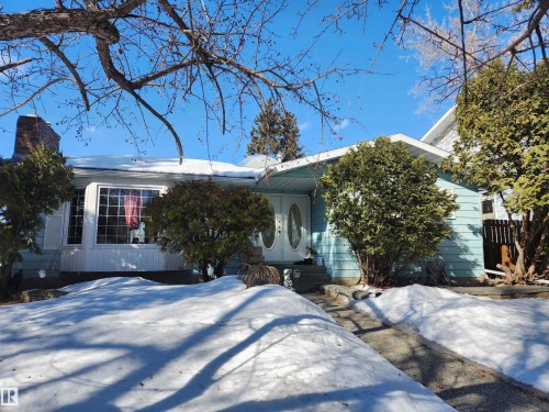 View of front facade featuring a chimney - 83 Bellevue Crescent, St. Albert, AB - Outdoor
