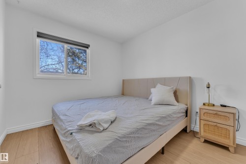 2536 35 Street, Edmonton, AB - Indoor Photo Showing Bedroom