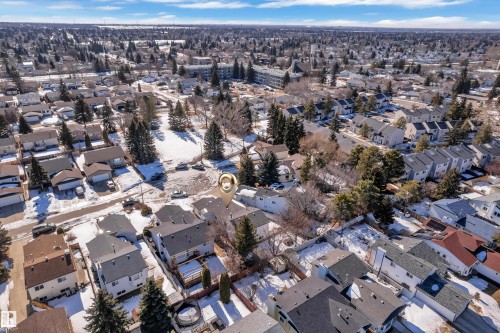 2536 35 Street, Edmonton, AB - Outdoor With View