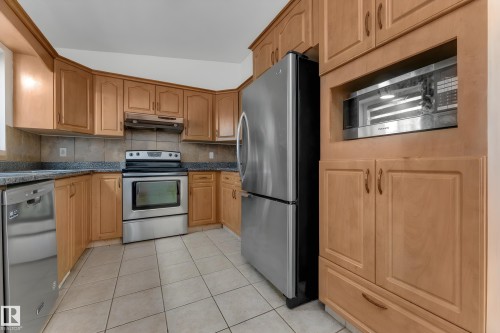 2536 35 Street, Edmonton, AB - Indoor Photo Showing Kitchen