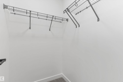 1052 14 Avenue, Edmonton, AB - Indoor With Storage