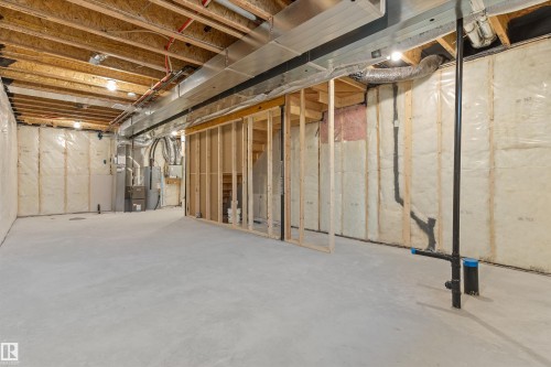 1052 14 Avenue, Edmonton, AB - Indoor Photo Showing Basement
