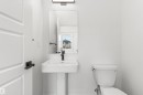 1052 14 Avenue, Edmonton, AB  - Indoor Photo Showing Bathroom 